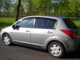 Bail pour Nissan Versa 2008 Gris