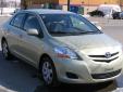 Bail pour Toyota Yaris 2007 Vert