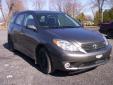 Bail pour Toyota Matrix 2008 Gris