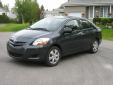 Bail pour Toyota Yaris 2008 Gris
