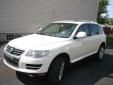 Bail pour Volkswagen Touareg 2008 Blanc