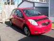 Bail pour Toyota Yaris 2007 Rouge