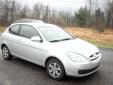 Bail pour Hyundai Accent 2008 Gris