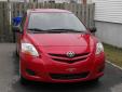Bail pour Toyota Yaris 2008 Rouge