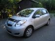 Bail pour Toyota Yaris 2009 Gris