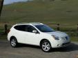 Bail pour Nissan Rogue 2008 Blanc