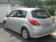 Bail pour Nissan Versa 2008 Gris