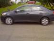 Bail pour Toyota Yaris 2008 Gris